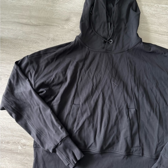 Athlete Black Sweatshirt - Picture 3 of 5